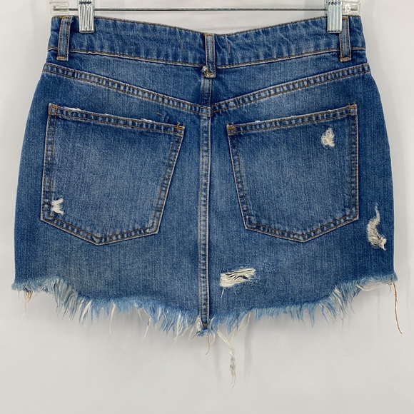 Free People Wild Rose Embroidered Denim Mini Skirt Studded Frayed Hem Size 25 - Picture 8 of 8